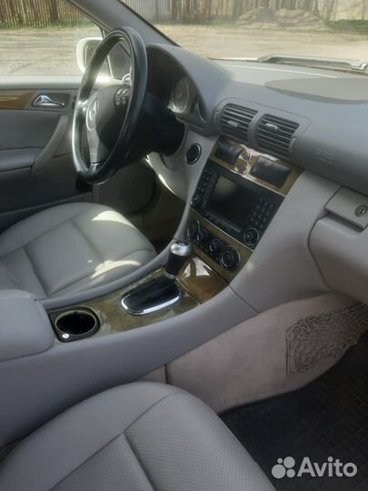 Mercedes-Benz C-класс 2.5 AT, 2006, 239 789 км