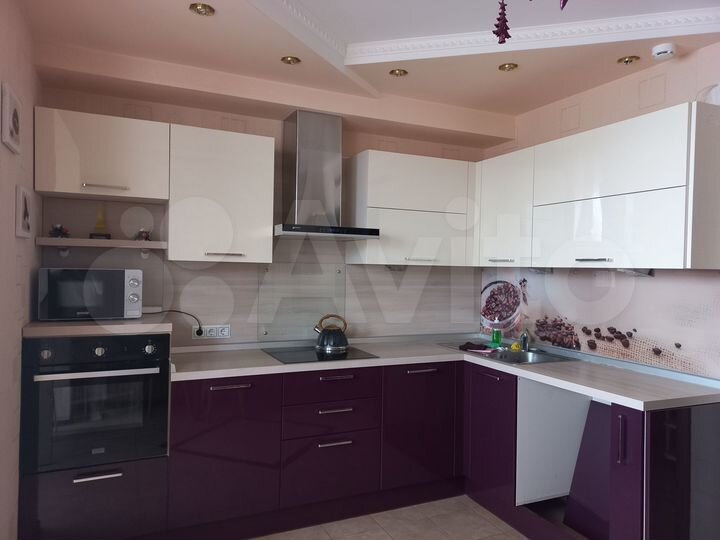 3-к. квартира, 82 м², 12/13 эт.