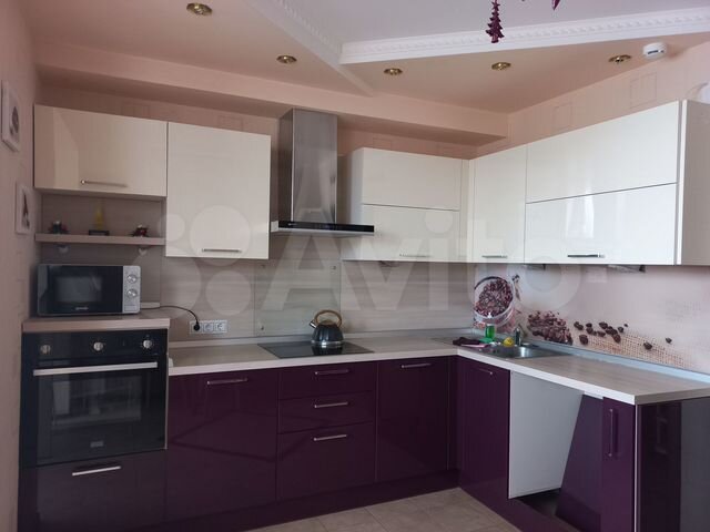 3-к. квартира, 82 м², 12/13 эт.