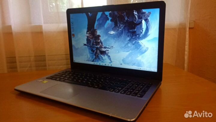 Игровой ноутбук Asus