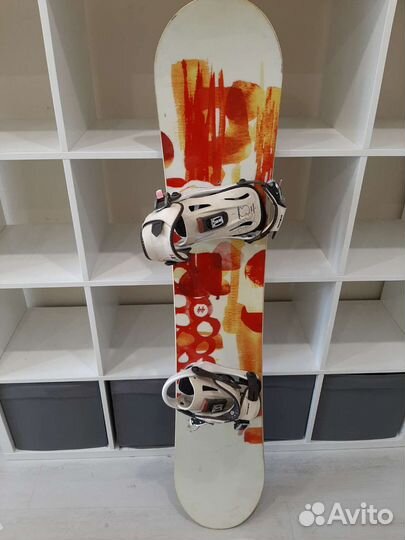 Сноуборд burton с креплениями