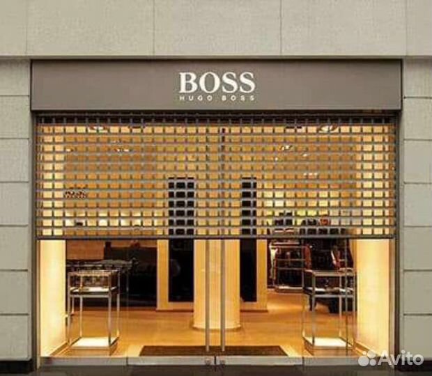 Автоматические перфорированные роллеты для ветрин