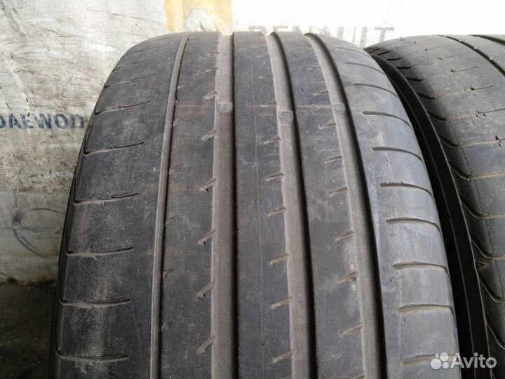 Yokohama Advan Sport V105 255/40 R20 101Y