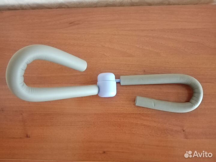 Эспандер универсальный для рук и ног