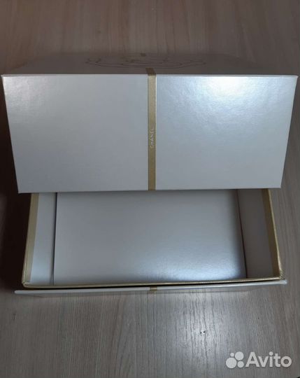 Коробка подарочная