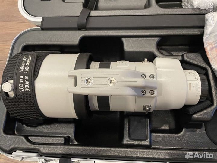 Canon ef 200-400mm f/4l is usm extender 1.4x