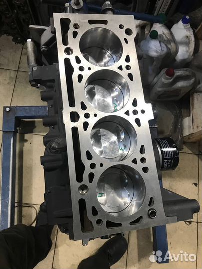 Двигатель Renault Logan Sandero LADA Largus K7M