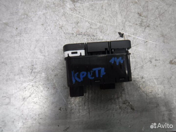 Блок кнопок Hyundai Creta G4NA 2018