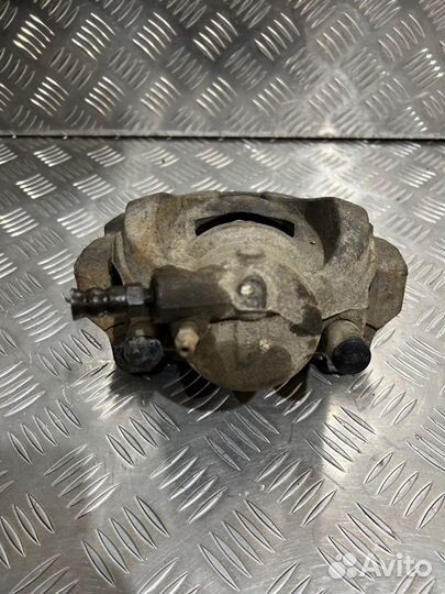 Суппорт передний левый Ford Mondeo 4 2.0