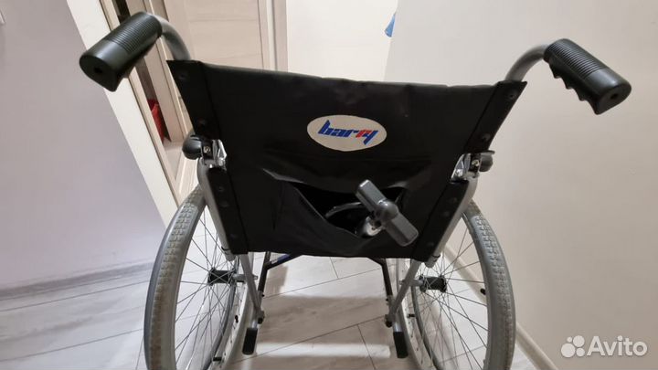 Кресло-коляска инвалидная Barry R1, прогулочная