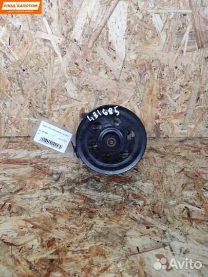 Насос гидроусилителя руля Mazda MPV L20632650B