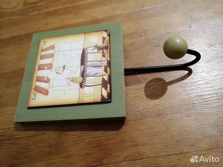 Винтажная вешалка - крючок