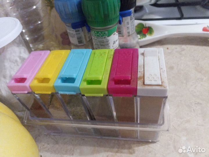 Набор баночек для специй новый