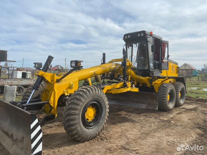 Автогрейдер ЧСДМ ДЗ-98В, 2011