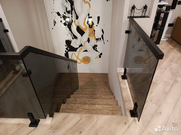 Стеклянные перила для лестниц