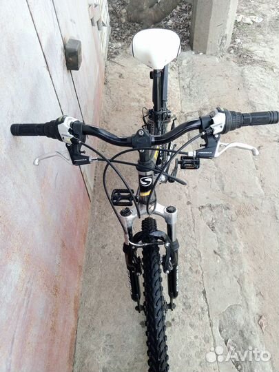 Велосипед спортивный