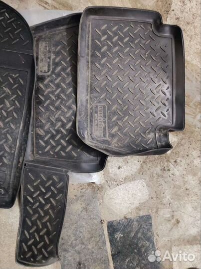 Автомобильные коврики на пежо 307