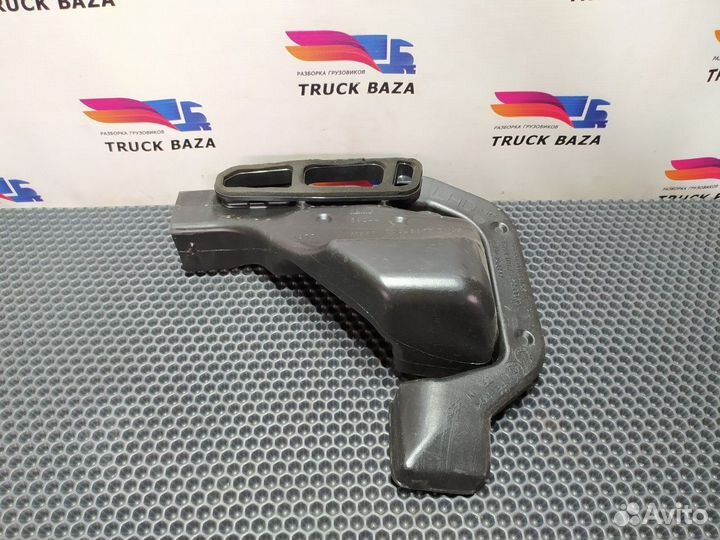 82359970 Воздуховод Renault T