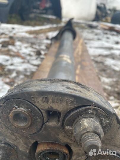 Карданный вал Mercedes E280 седан 2.8 204 Л.С