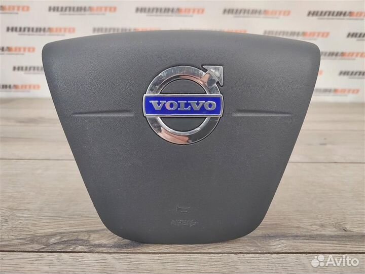 Подушка безопасности в руль Volvo XC60 1