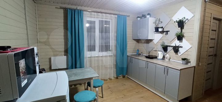 Дом 72 м² на участке 6 сот.