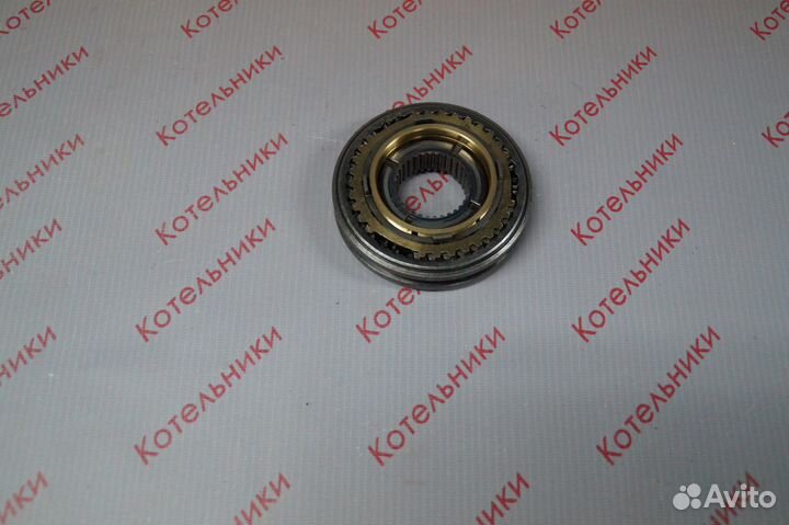 Nissan 32606-50J00 Муфта втулочная 3-4 передача
