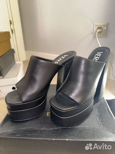 Босоножки женские 38