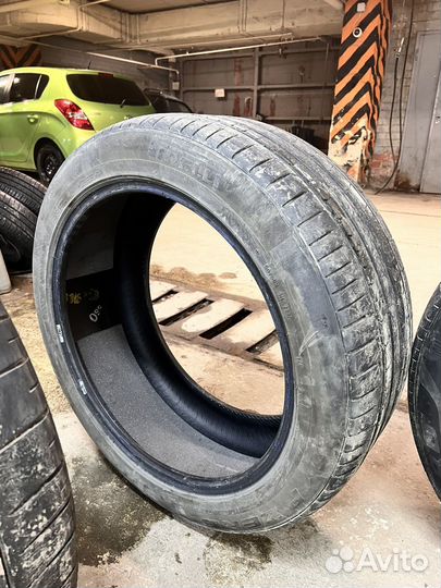 Pirelli P Zero 275/45 R21 и 315/40 R21