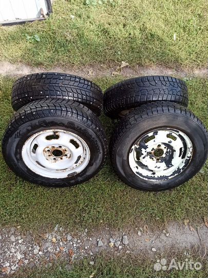 R13 Contyre Arctic Ice 175/70, PCD 4x98 DIA 58.6