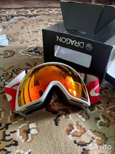 Горнолыжные очки oakley