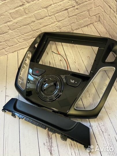 Переходная рамка под магнитолу Ford Focus 3