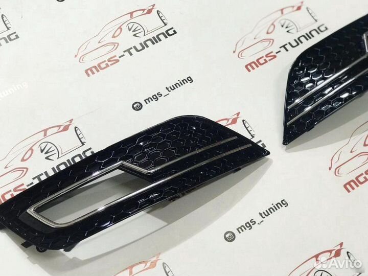 Вставки в бампер Audi A4 11-15г. стиль RS4 хром