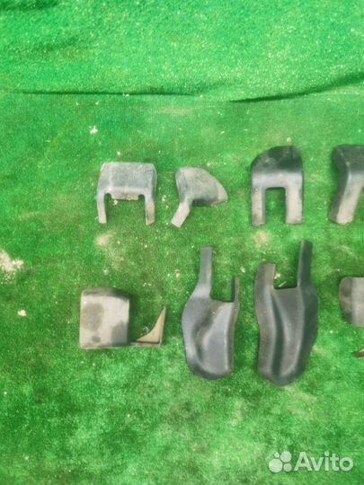 Заглушка крепления сиденья Mazda 6 седан 2.0 2006