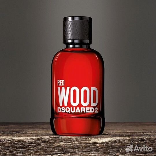 Dsquared2 red wood