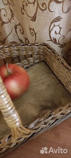 Плетеная корзинка, подставка