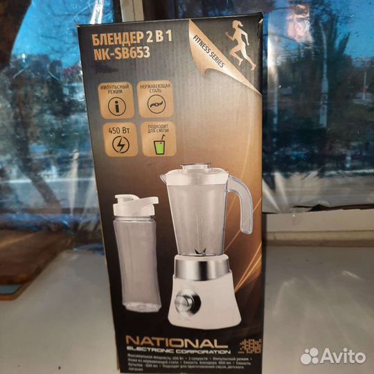 Тостер,магнитофон кассет,бутербродница,весы