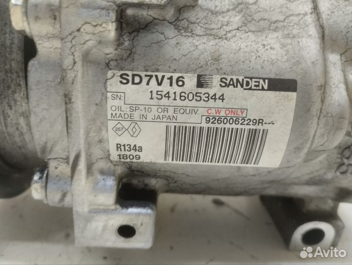 Б/У Б/У Компрессор кондиционера 926006229R renault