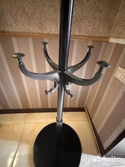 Вешалка напольная