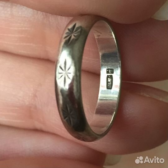 Серебряное кольцо 925 пробы