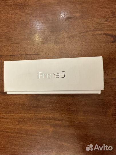 Коробка iPhone 5 white 16 gb
