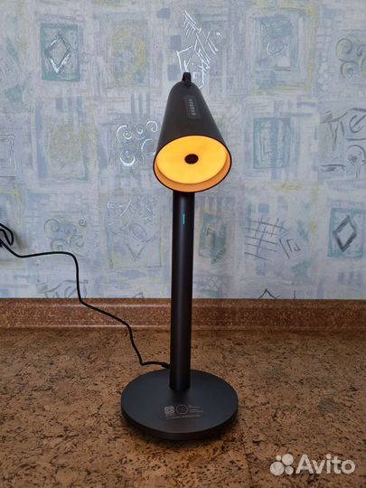 Умная настольная лампа Xiaomi Mijia Pipi новая