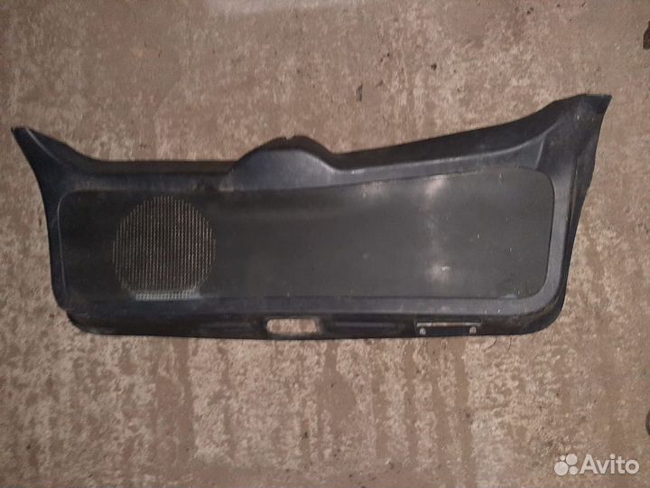 Обшивка двери багажника Range Rover Sport 1