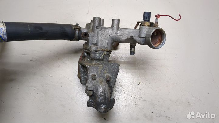 Корпус термостата Mitsubishi Pajero / Montero, 200