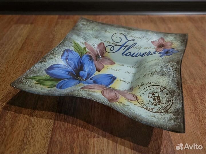 Блюдце стеклянное (новое)