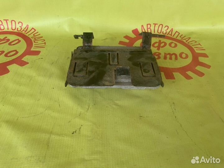 Блок управления двигателем Skoda Octavia Tour