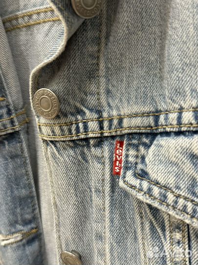 Джинсовая куртка женская levis