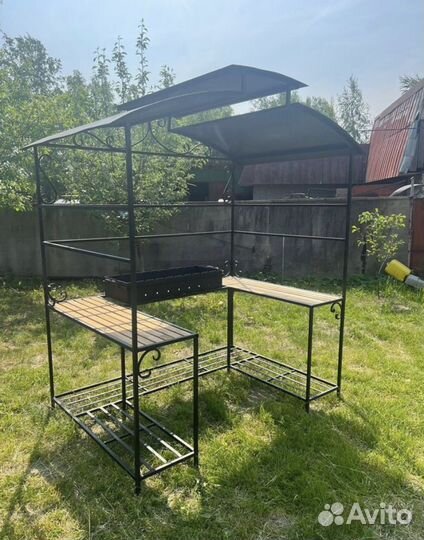 Мангал с крышей N3