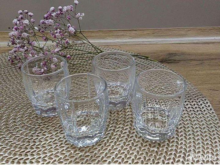 Стопки стаканы рюмки