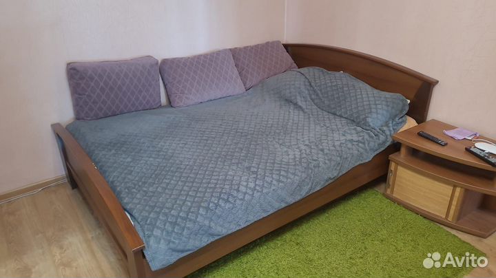 Кровать