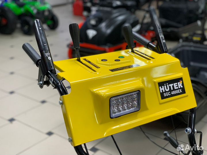 Снегоуборщик huter SGC 4800EX